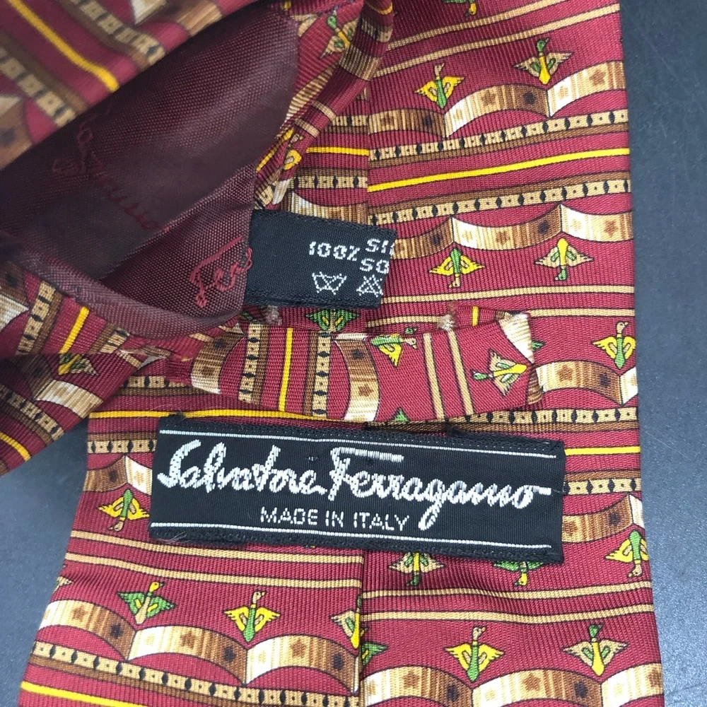 Salvatore Ferragamo vintage salvatore